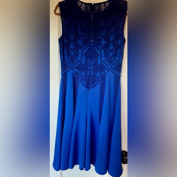 Tadashi Shoji Blue Lace A Line Fit and Flare Dress Size 10 - Picture 3 of 7